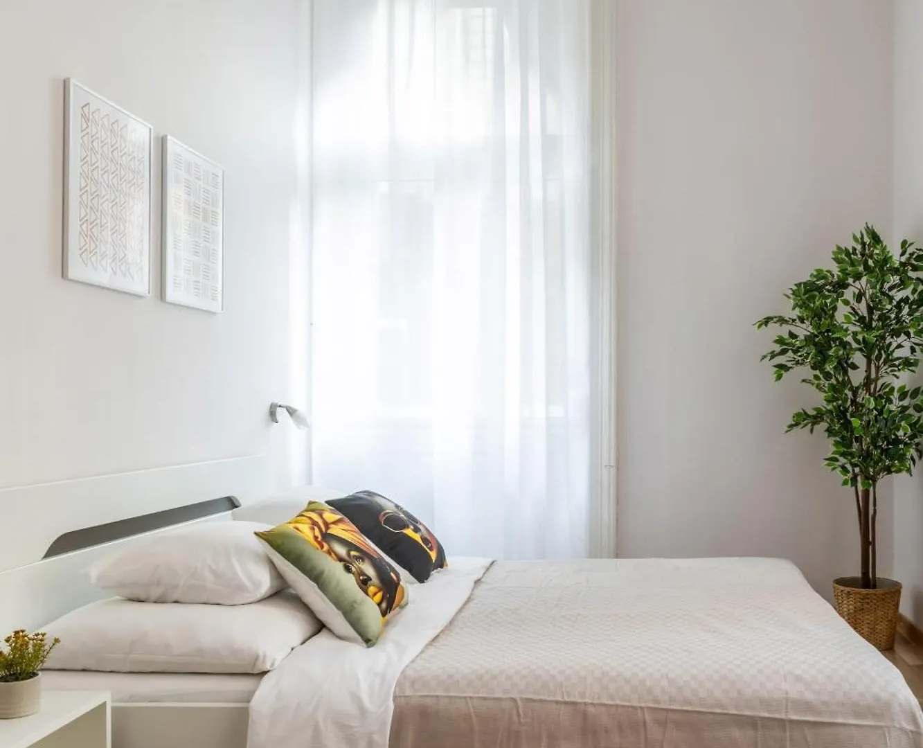Urban Lights Apartment In Downtown Budapesta